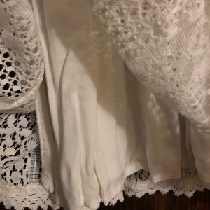 Hollister Skirts - Hollister cream skirt Hollister Skirts - Hollister cream skirt